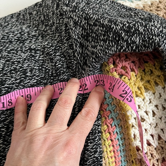 Knit sweater - Picture 5 of 7